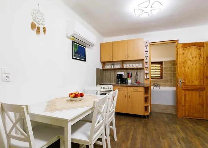 Apartament Liget By Interhome